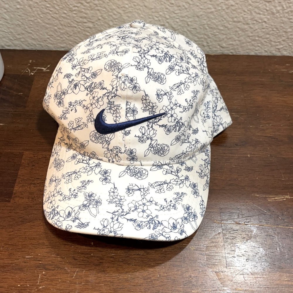 Nike hat